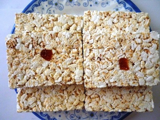 Bánh cốm sữa Bình Thuận thơm ngậy, giòn xốp