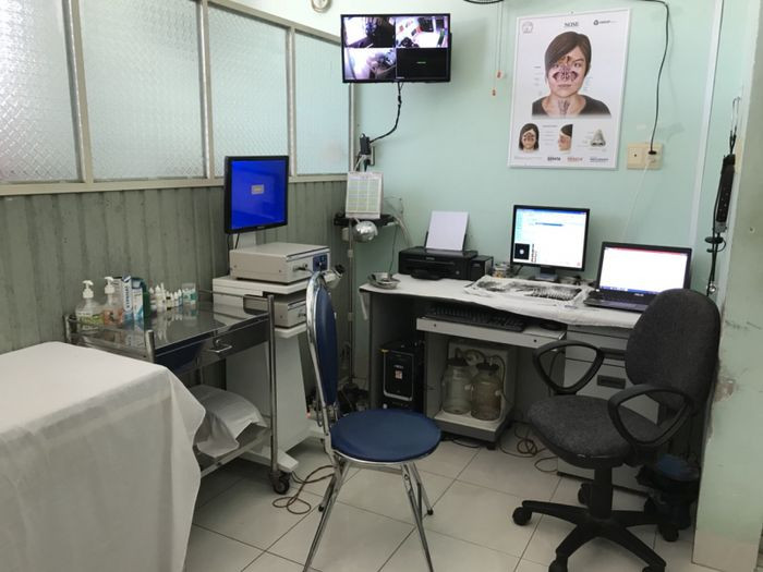 Bên ngoài phòng khám Tai Mũi Họng Ninh Thuận của BSCKII Lê Văn Hà