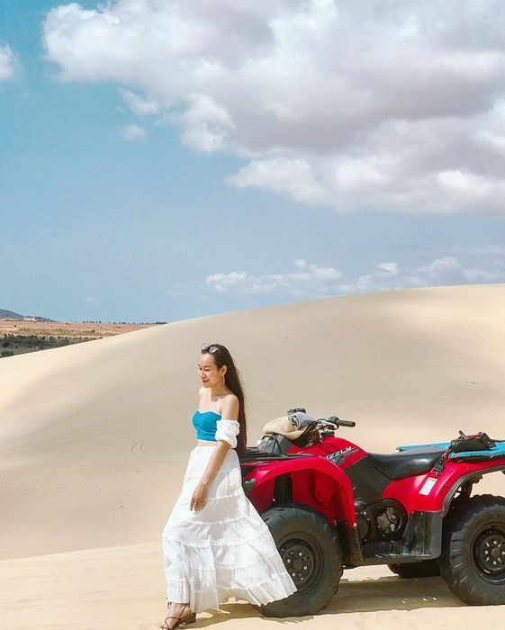 Cảnh quan độc đáo tại Bàu Trắng khi du lịch Mũi Né