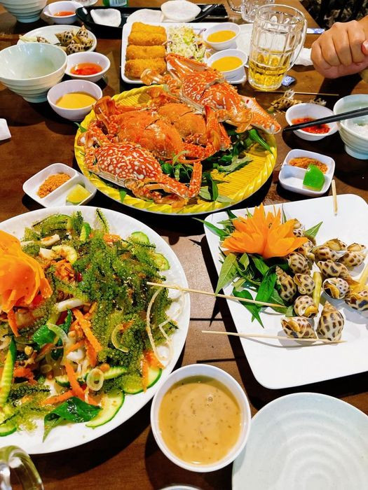 Đa dạng các loại hải sản tại Quán Hải Sản Vespa