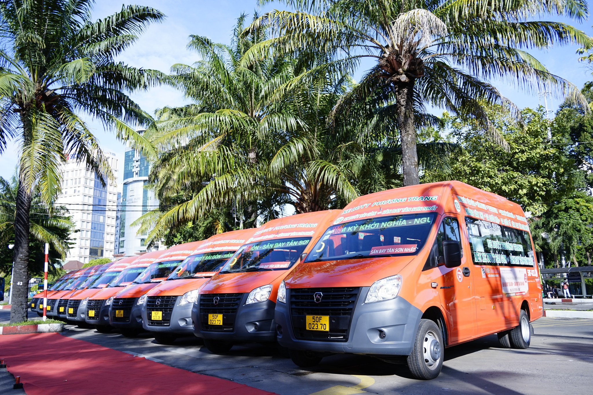 Hình ảnh minh họa tuyến xe buýt kết nối Sân bay Tân Sơn Nhất và khu vực trung tâm thành phố