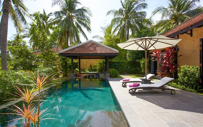 Hồ bơi riêng và tầm nhìn hướng biển tại villa gia đình Anantara Mũi Né Resort