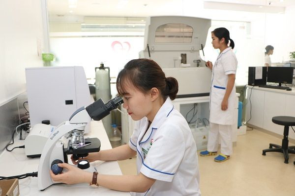 Không gian tiếp đón bệnh nhân tại Phòng khám Đa khoa Quốc tế Việt Mỹ