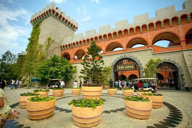 Kiến trúc lâu đài vang RD mang phong cách châu Âu