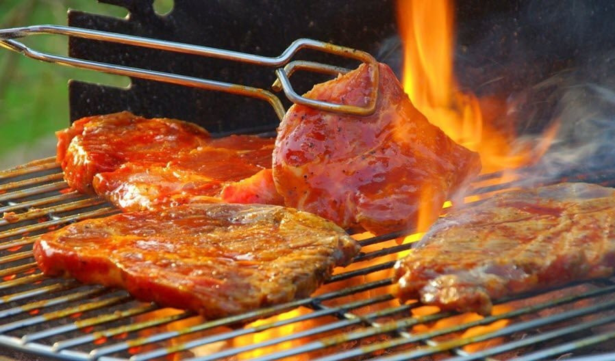 Món nướng BBQ tại The Village Grill Mũi Né