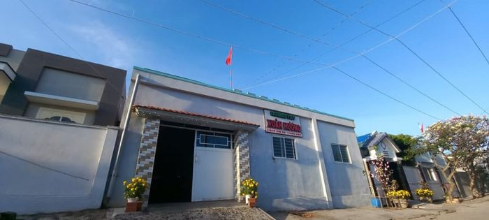 Phòng nghỉ hiện đại tại Homestay Xuân Hương đảo Phú Quý