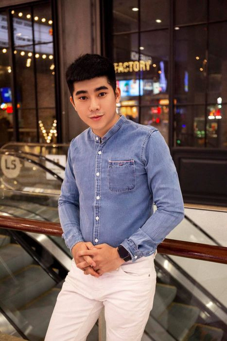 Thiết kế quần áo nam đơn giản tại Yến Ngân Store