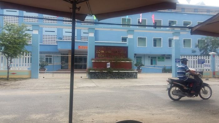 Tòa nhà chính Bệnh viện Đa khoa khu vực Đặng Thùy Trâm