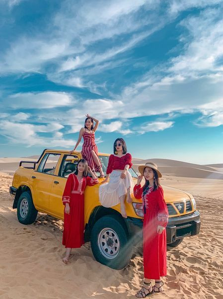 Toàn cảnh Bàu Trắng nhìn từ trên cao