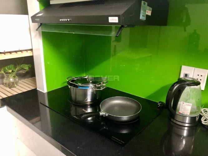 Không gian bếp hiện đại trong căn hộ chung cư Phường 3 Quận 4