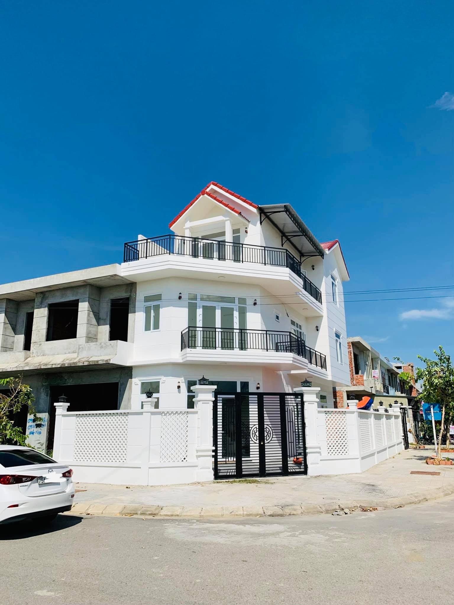 Hình ảnh nhà ở thực tế đã hoàn thiện tại Khu đô thị Mỹ Thượng