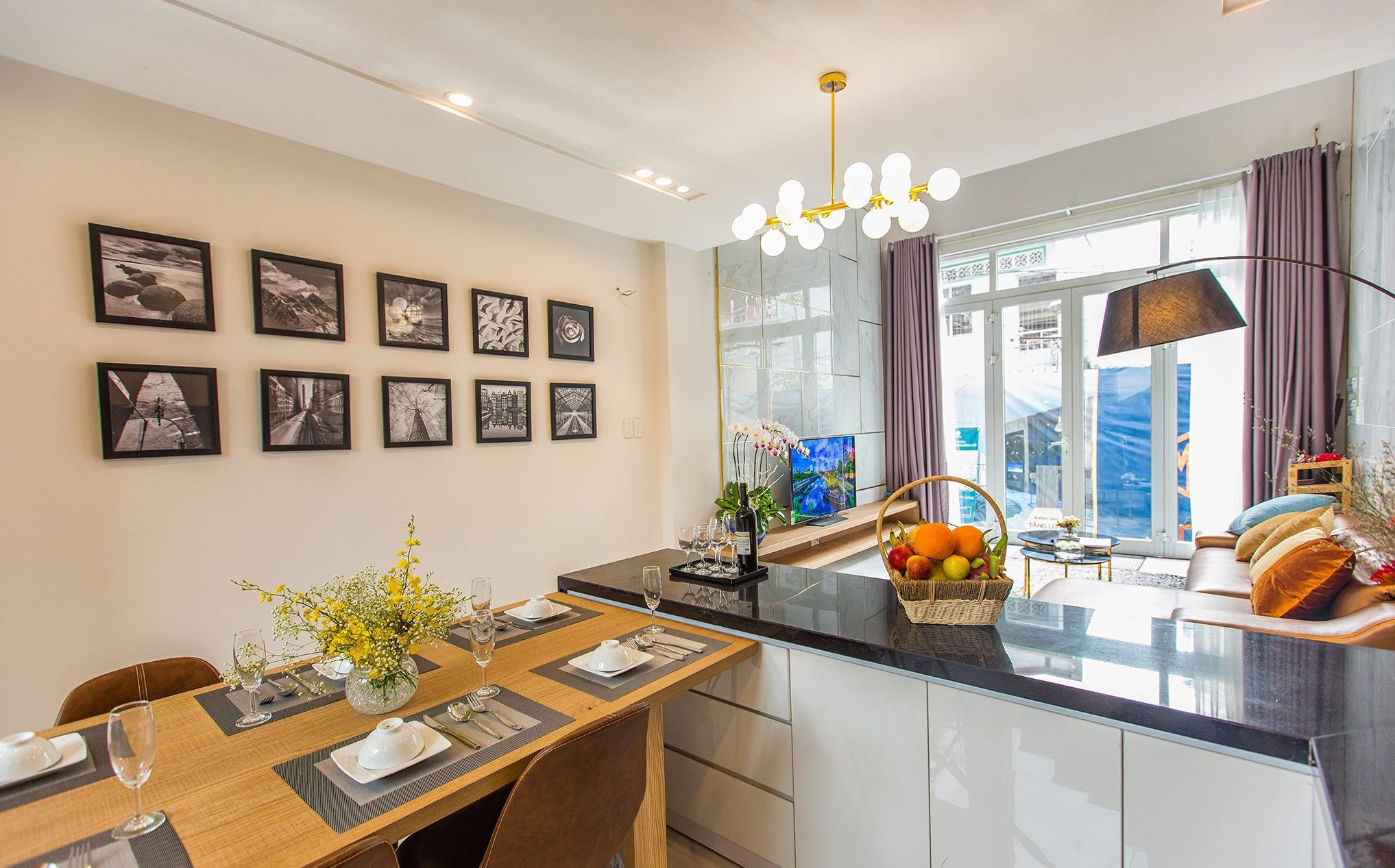 Không gian phòng bếp hiện đại tại Khu nhà phố MD Land Bùi Tư Toàn