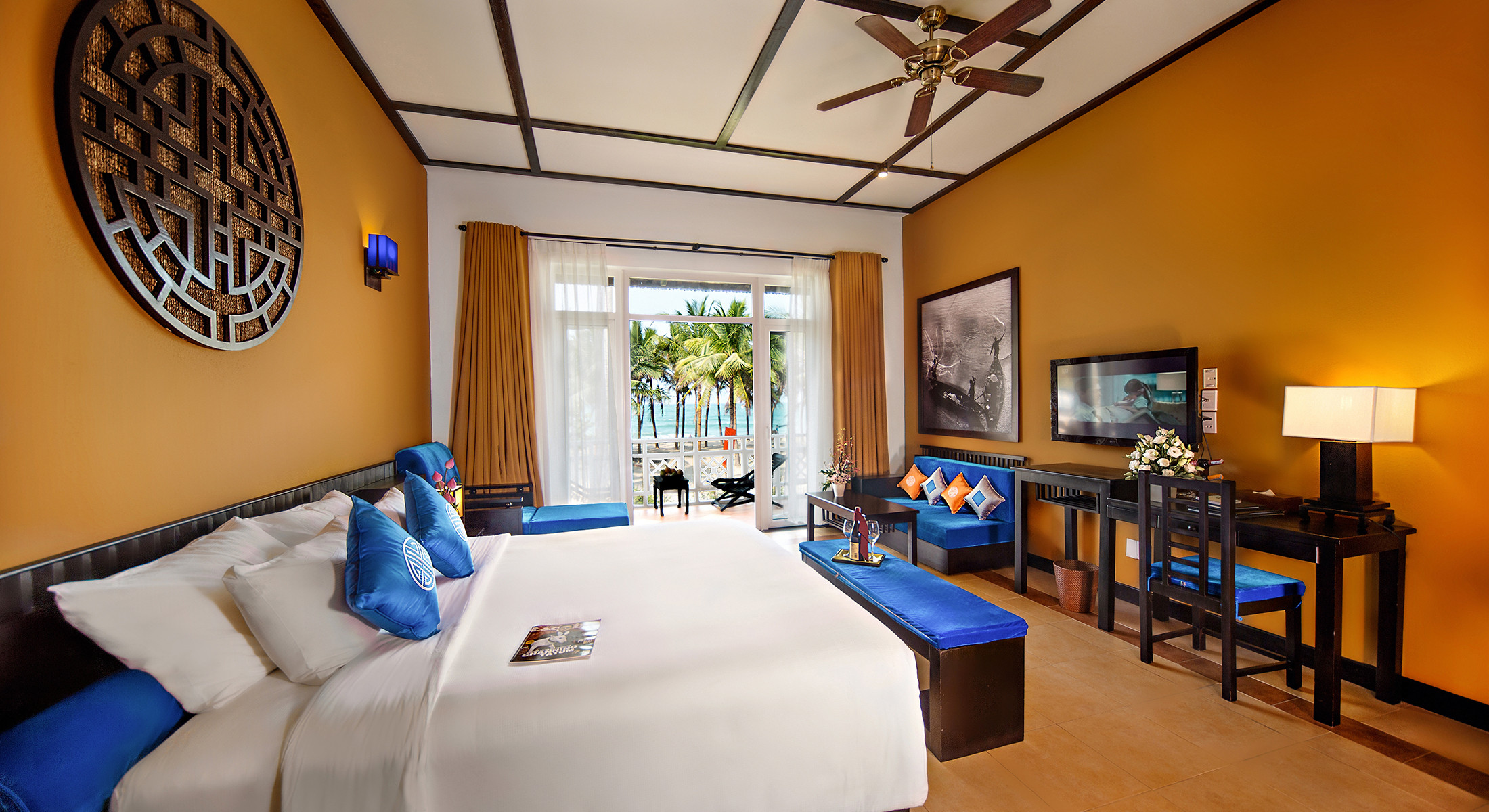 Không gian phòng nghỉ sạch sẽ, tiện nghi tại Hoi An Beach Resort