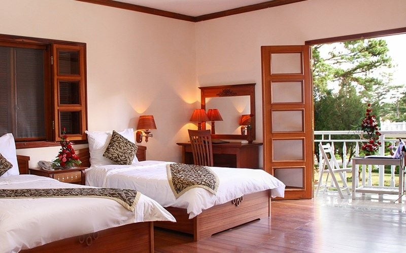 Nội thất phòng nghỉ sang trọng và tiện nghi tại Monet Garden Villa