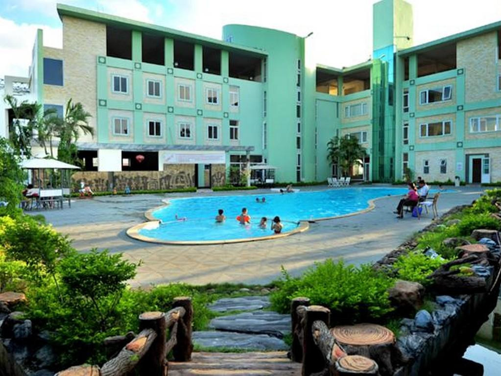 Phòng nghỉ tiện nghi và thiết kế sang trọng tại Camela Hotel and Resort