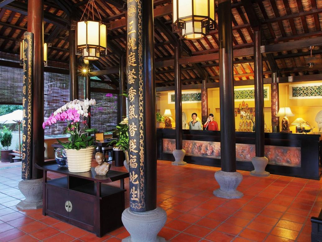 Quầy lễ tân sang trọng tại Khu nghỉ dưỡng Poshanu Resort Phan Thiết