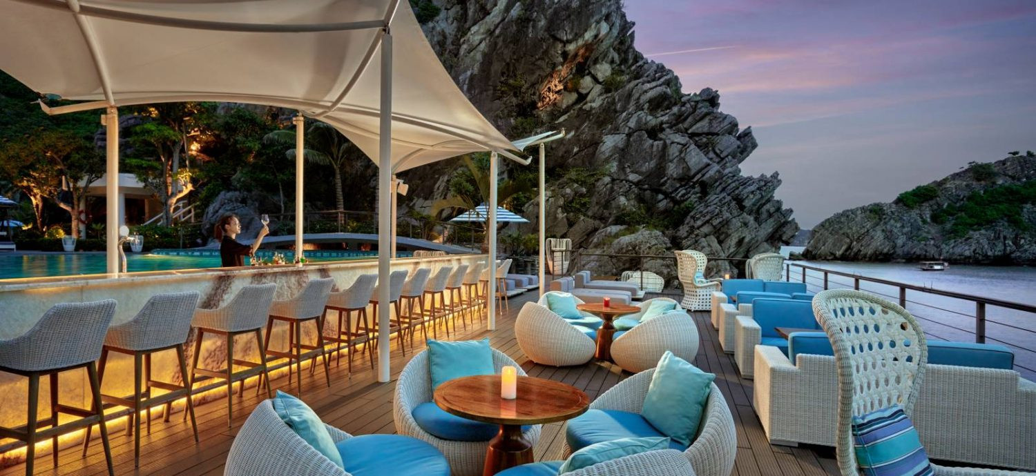 Thiết kế nội thất sang trọng của Khách sạn Hôtel Perle d’Orient Cát Bà