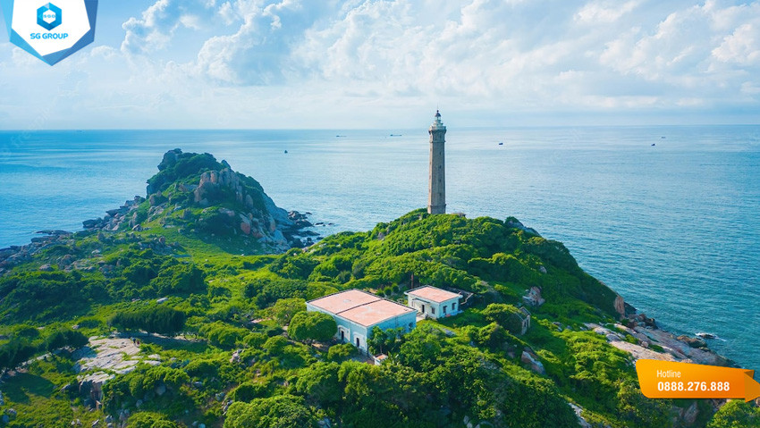 Hải đăng Kê Gà vào tháng 3, thời điểm lý tưởng để du lịch