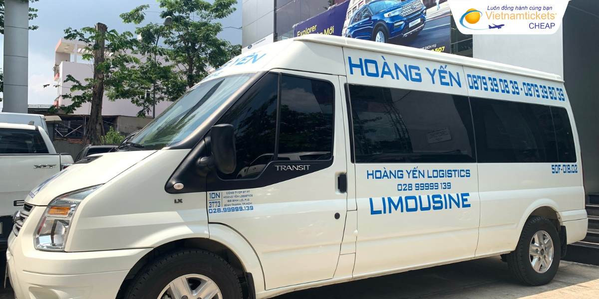 Xe khách hiện đại đưa đón hành khách từ Sài Gòn đi Bình Dương