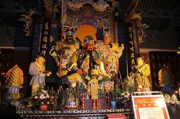 Có Nên Thờ Cúng 5 Ông Độ Mạng? Có Nên Thờ Cúng 5 Ông Độ Mạng?