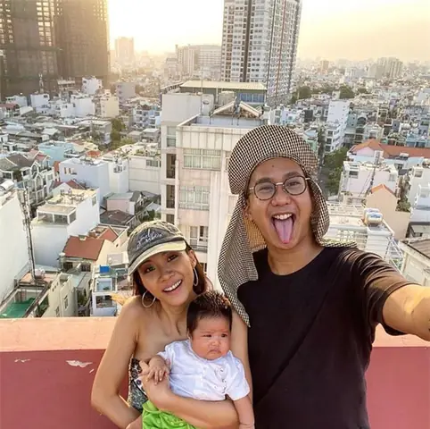 Suboi Và Gia Đình Nhỏ Của Mình.