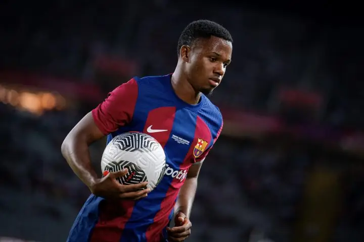 Hành Trình Đến Với Bóng Đá: Tiểu Sử Và Tuổi Thơ Của Ansu Fati