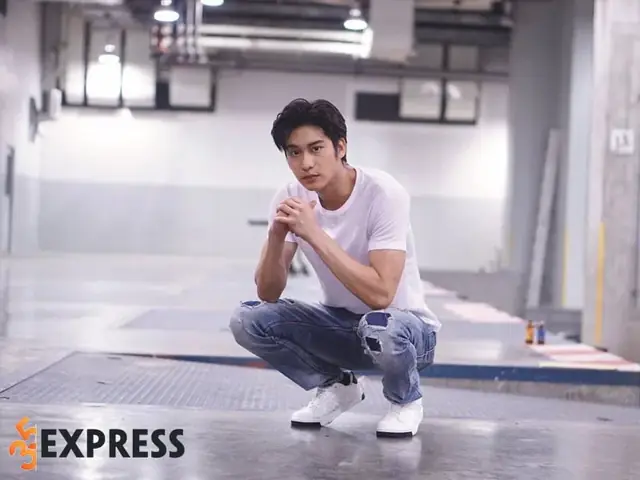 Tóm Tắt Tiểu Sử, Lý Lịch Về August Vachiravit