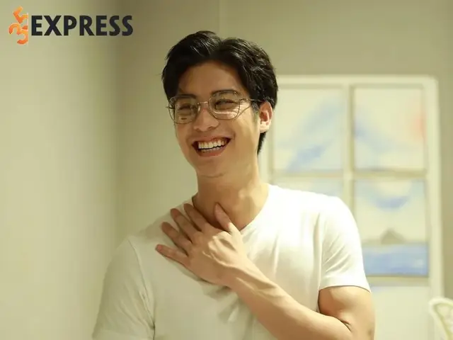 Những Hình Ảnh Đẹp Trai Của August Vachiravit Khiến Fan Girl Mê Mẩn