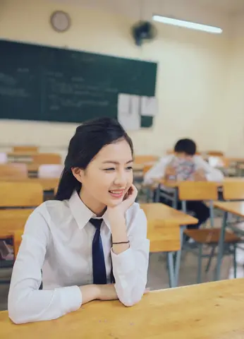 Bạn Gái Của Tùng Maru Là Ai