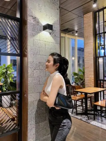 Hoàng Anh Trong Mắt Công Chúng: Nàng Wags Cá Tính Và Những Tranh Cãi Hoàng Anh Trong Mắt Công Chúng: Nàng Wags Cá Tính Và Những Tranh Cãi