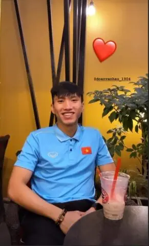 Hoàng Anh Trong Mắt Công Chúng: Nàng Wags Cá Tính Và Những Tranh Cãi Hoàng Anh Trong Mắt Công Chúng: Nàng Wags Cá Tính Và Những Tranh Cãi