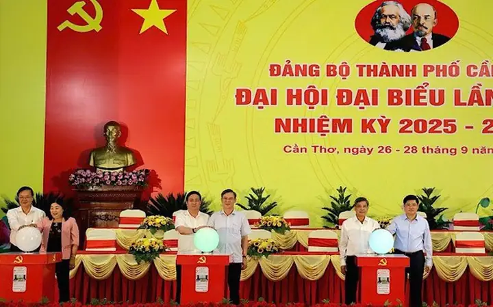 Cần Thơ Ra Mắt Trang Thông Tin Điện Tử Và Chuyên Mục Đại Hội Đại Biểu Đảng Bộ Lần Thứ I