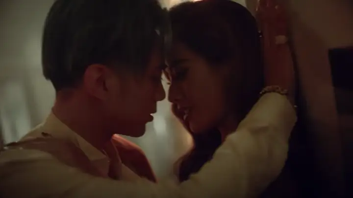 Mỹ Nữ Khiến Soobin Lao Đao Trong Mv “black Jack” Là Ai? - Ảnh 4.