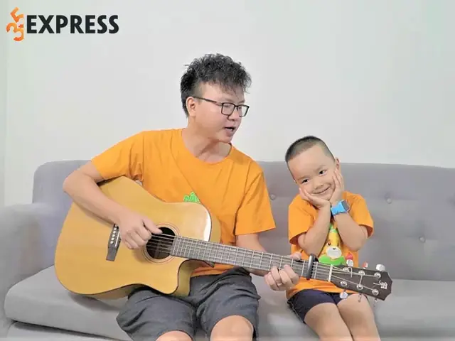 Bố Con Sâu Là Ai?