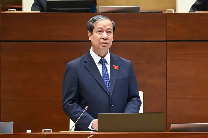 Bộ Trưởng Bộ Giáo Dục Và Đào Tạo Nguyễn Kim Sơn Trả Lời Chất Vấn- Ảnh 2.