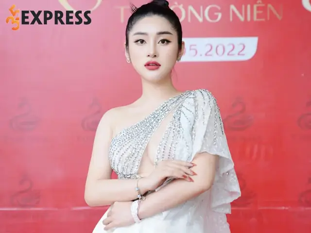 Hành Trình Đến Với Nghệ Thuật Của Bùi Hồng Anh