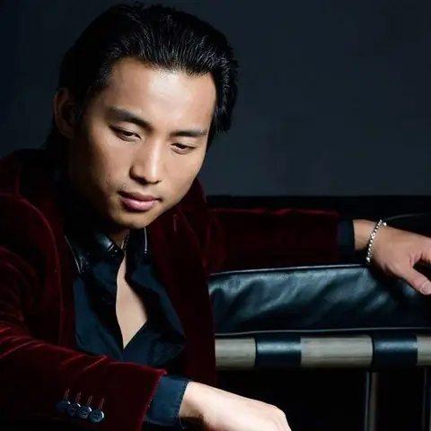 Ca Sĩ Đan Nguyên Là Ai?