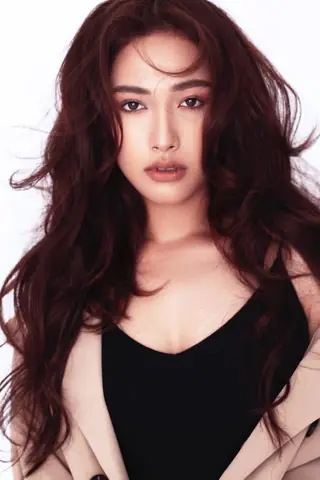 Cara Phương Là Ai?