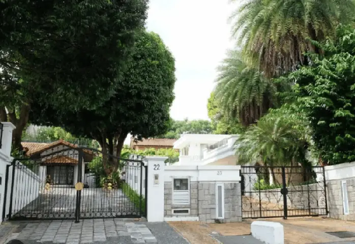 Shou Zi Chew Giàu Cỡ Nào? Shou Zi Chew Giàu Cỡ Nào?