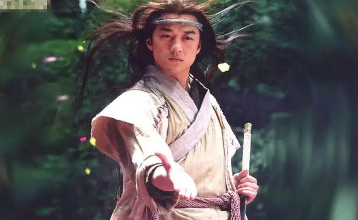 Lý Tiểu Long Cũng Như Lệnh Hồ Xung Lý Tiểu Long Cũng Như Lệnh Hồ Xung