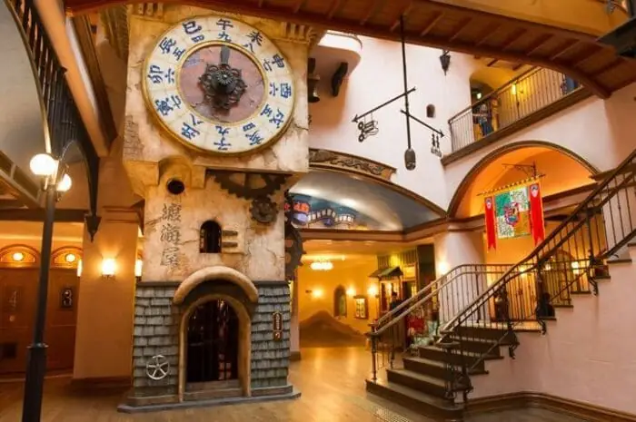 Khuôn Viên Và Tầng Thượng