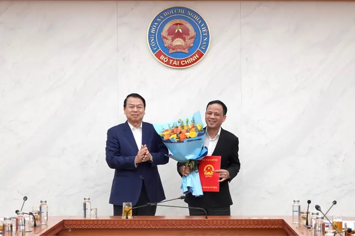 Bổ Nhiệm Phó Chánh Văn Phòng Bộ Tài Chính Bổ Nhiệm Phó Chánh Văn Phòng Bộ Tài Chính