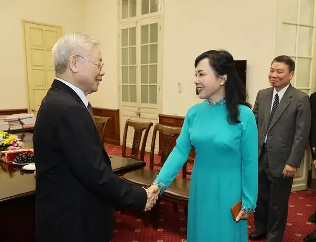 Gia Thế Nữ Pgs-ts Từng Lã M Bá» Træ°á»ng Bá» Y Tế: Lã Chã¡u Gã¡i Tá»ng Bã Thæ°, Chá»ng Vã Con Trai Äá»u Lã M Giã¡m Äá»c Gia Thế Nữ Pgs-ts Từng Lã M Bá» Træ°á»ng Bá» Y Tế: Lã Chã¡u Gã¡i Tá»ng Bã Thæ°, Chá»ng Vã Con Trai Äá»u Lã M Giã¡m Äá»c