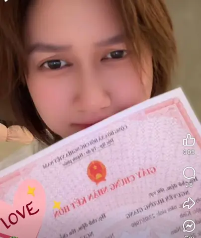 Hương Giang Kết Hôn Hương Giang Kết Hôn