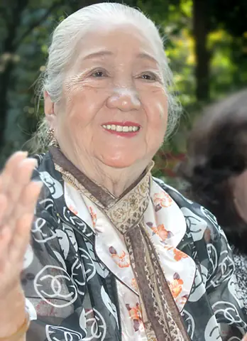 Nghệ Sĩ Thiên Kim Qua Đời Ở Độ Tuổi 90, Nhiều Sao Việt Thương Tiếc Chia Buồn