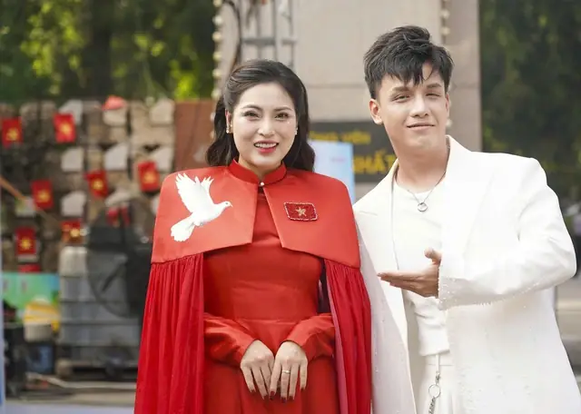 Chồng Nghệ Sĩ Hồng Hạnh Là Ai? Tiểu Sử Và Đời Tư