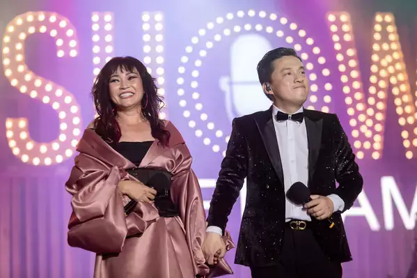 Ná»i Tiếng Lã Nữ Ca Sä© Bá»c Trá»±c, Thẳng Thắn, Thæ°á»ng Xuyãªn Chia Sẻ Cã¡c Trạng Thã¡i Cã¡ Nhã¢n Vá»i Ngæ°á»i Hã¢m Má», Thế Nhæ°ng Trong Chuyá»n Tã¬nh Cảm Phæ°æ¡ng Thanh Lại "kãn Nhæ° Bæ°ng". Ná»i Tiếng Lã Nữ Ca Sä© Bá»c Trá»±c, Thẳng Thắn, Thæ°á»ng Xuyãªn Chia Sẻ Cã¡c Trạng Thã¡i Cã¡ Nhã¢n Vá»i Ngæ°á»i Hã¢m Má», Thế Nhæ°ng Trong Chuyá»n Tã¬nh Cảm Phæ°æ¡ng Thanh Lại "kãn Nhæ° Bæ°ng".