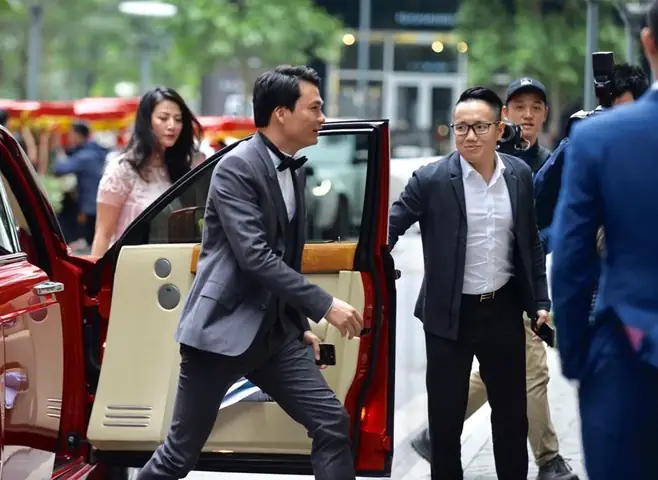 Ngày 2/12, Á Hậu Thanh Tú Sẽ Kết Hôn Với Một Doanh Nhân U40. Rất Ít Thông Tin Về Doanh Nhân 7x Này Được Tiết Lộ.