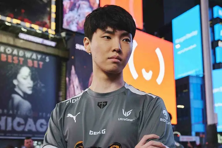 Chovy Và Faker Có Mâu Thuẫn Không?