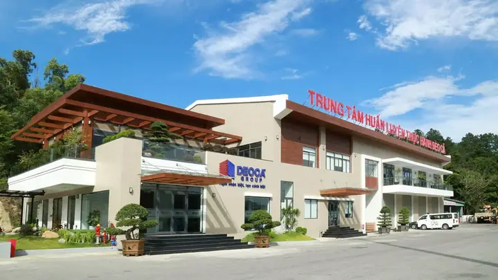 Tập Đoàn Đèo Cả